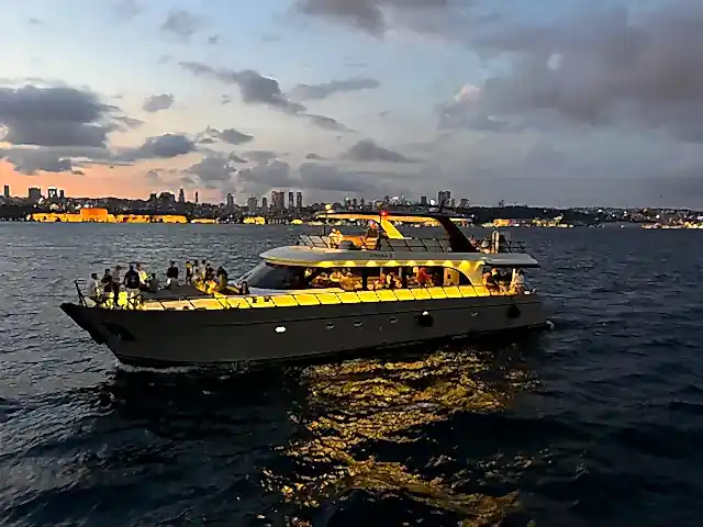 Güverteden Kareler: İkiyaka Tur