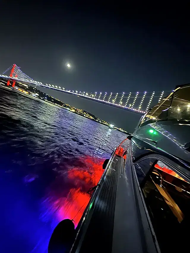 Gece Turları: İkiyaka Tur
