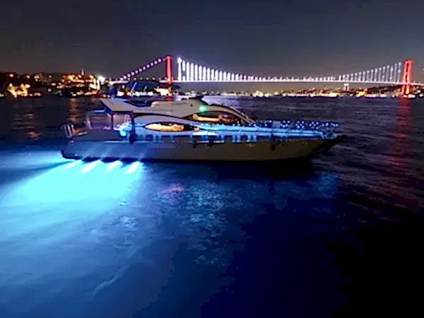 Gece Turları: İkiyaka Tur